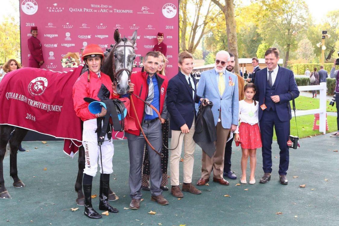 Victoire de Groupe 1 à Paris Longchamp, Al Shamoos pour Sheikh Thanoon Bin Zayed, 2018