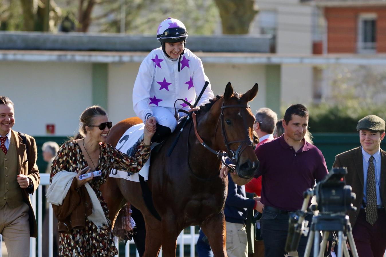 Victoire de Solange Gourdain pour l’entraînement de son père, Pau, 2020